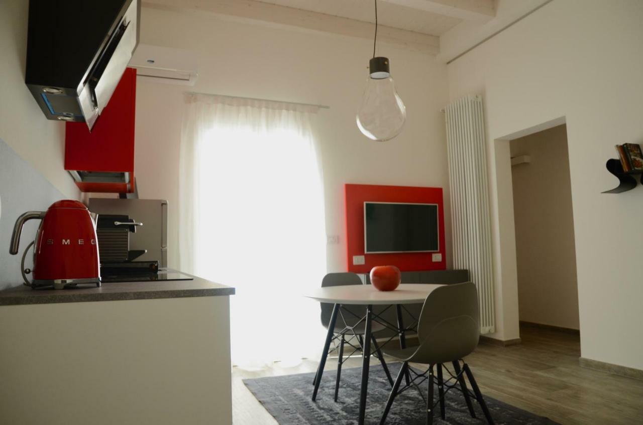 My Home In Bologna - La Rossa Bagian luar foto
