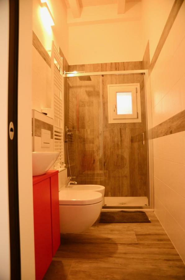 My Home In Bologna - La Rossa Bagian luar foto