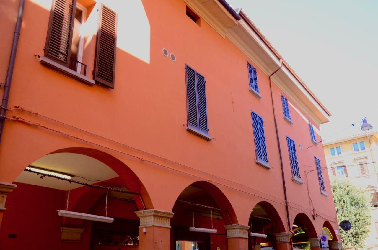 My Home In Bologna - La Rossa Bagian luar foto